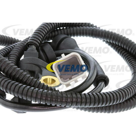 V42-72-0051 - Sensor, wheel speed 