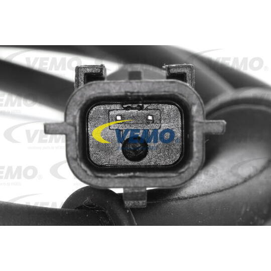 V46-72-0272 - Sensor, wheel speed 