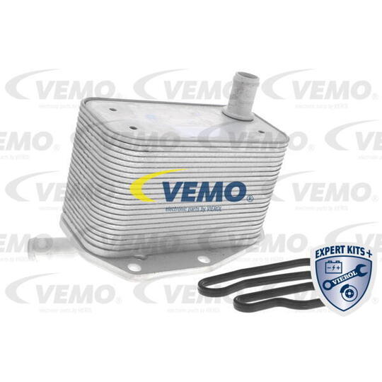 V48-60-0022 - Oil Cooler, engine oil 