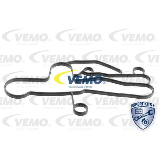 V48-60-0015 - Oil Cooler, engine oil 