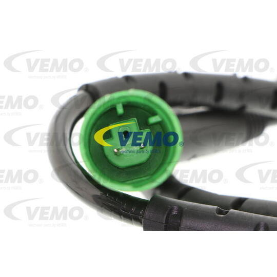 V48-72-0045 - Sensor, wheel speed 