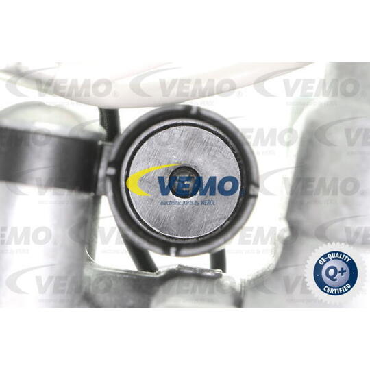 V49-15-0006 - Compressor, air conditioning 