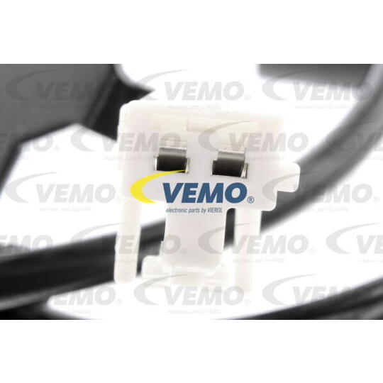 V52-72-0211 - Sensor, wheel speed 