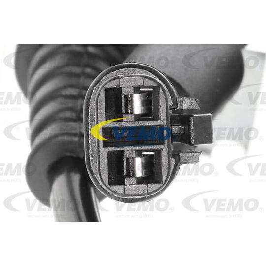 V64-72-0028 - Sensor, wheel speed 