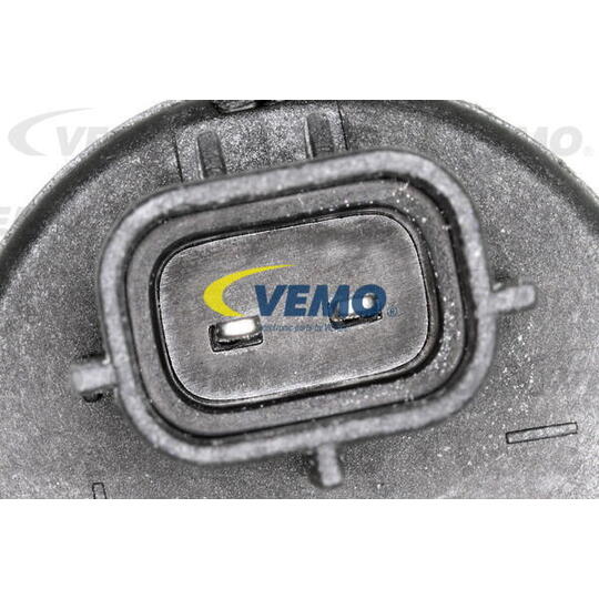 V70-08-0001 - Water Pump, window cleaning 