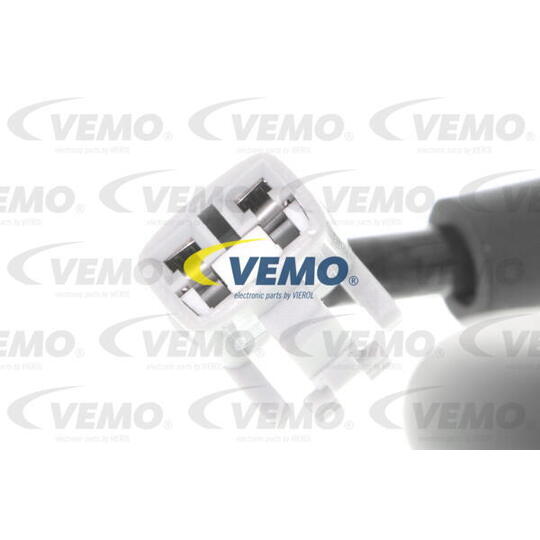 V70-72-0216 - Sensor, wheel speed 