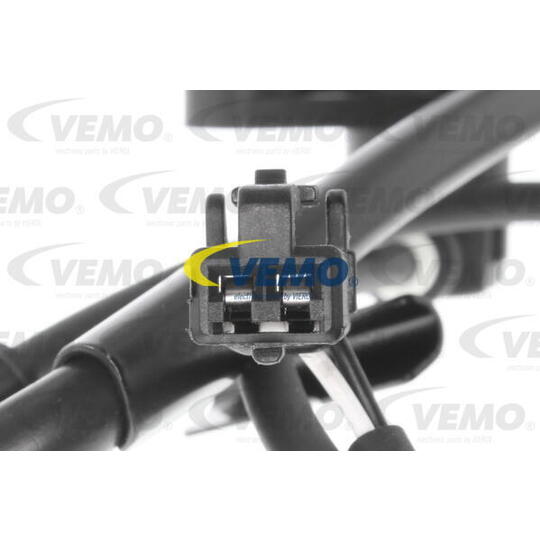 V70-72-0213 - Sensor, wheel speed 