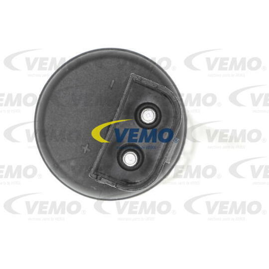 V95-08-0001 - Water Pump, window cleaning 
