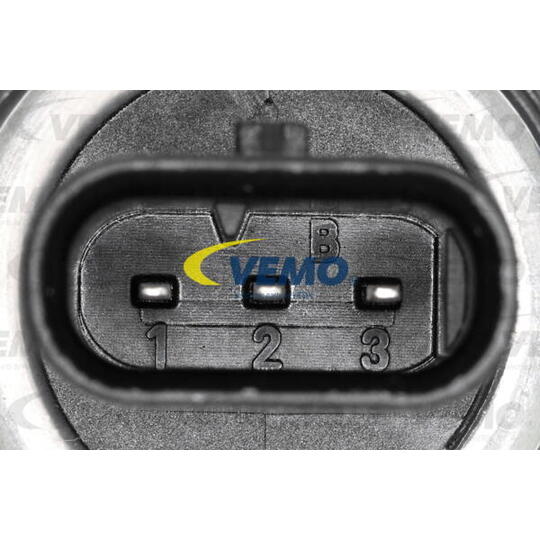 V95-72-0137 - Sensor, fuel pressure 