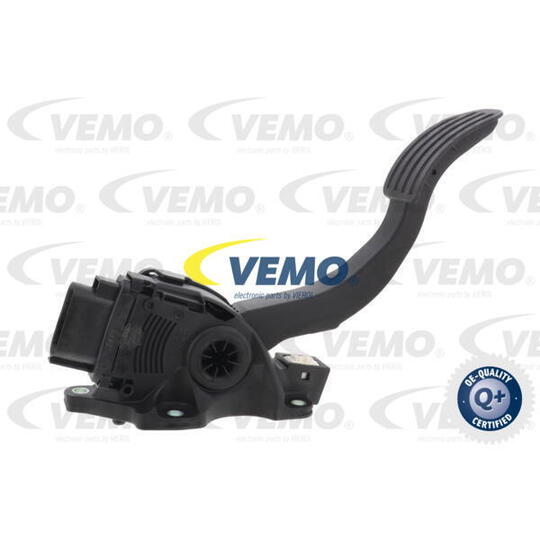 V95-82-0002 - Accelerator Pedal 