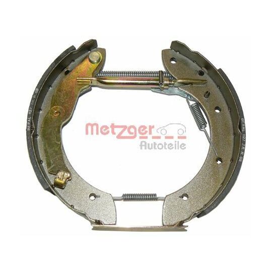 MG 633V - Brake Shoe Set 