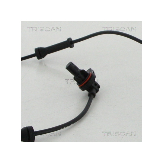 8180 44210 - Sensor, wheel speed 