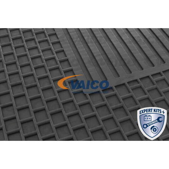 V10-7497 - Floor Mat Set 