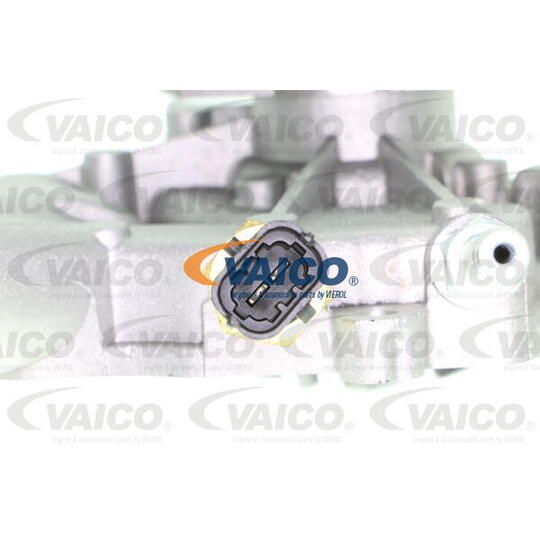 V40-50046 - Water pump 