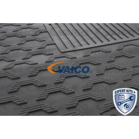 V46-1403 - Floor Mat Set 