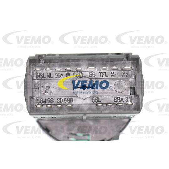 V10-73-0153 - Switch, headlight 