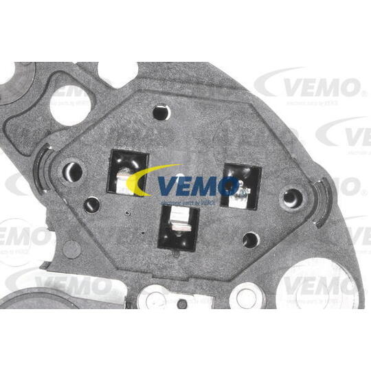 V10-77-1014 - Alternator Regulator 