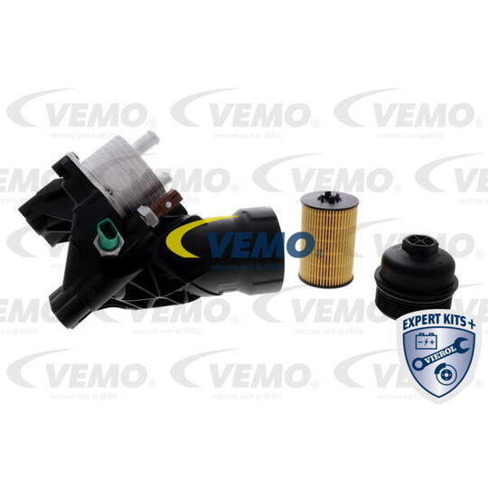 V15-60-6101 - Oil Cooler, engine oil 