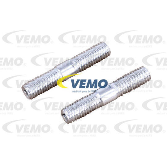 V15-62-1061 - Condenser, air conditioning 