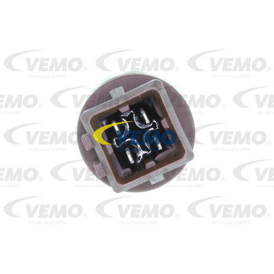 V15-99-2013 - Temperature Switch, radiator fan 