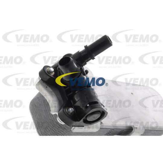 V20-60-1660 - Oil Cooler, automatic transmission 