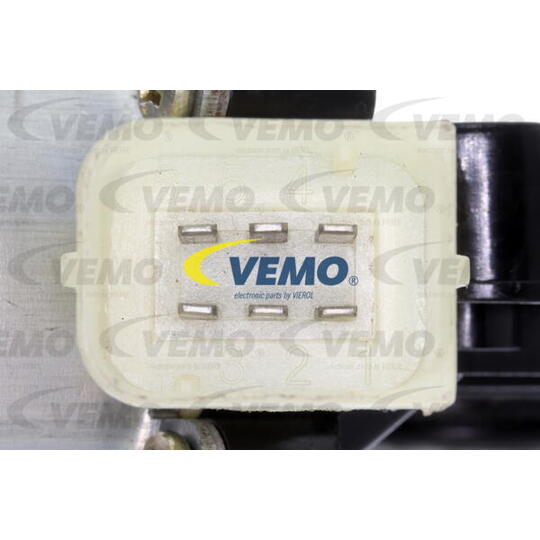 V30-05-4022 - Electric Motor, window regulator 