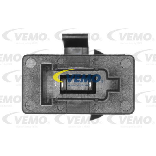 V30-73-0142 - Switch, clutch control (cruise control) 
