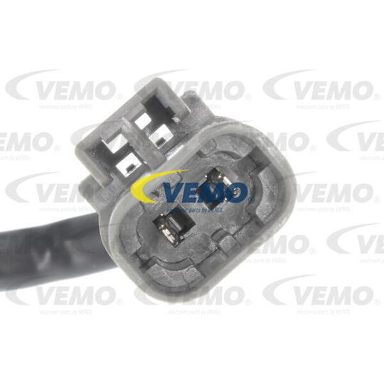 V38-99-0029 - Temperature Switch, radiator fan 