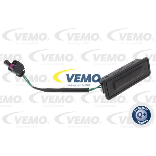 V40-73-0102 - Switch, rear hatch release 