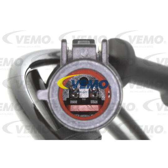 V41-72-0018 - Sensor, wheel speed 