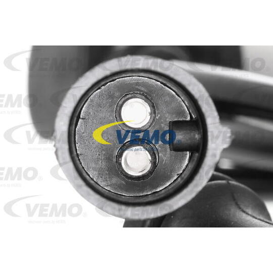 V48-72-0109 - Sensor, wheel speed 