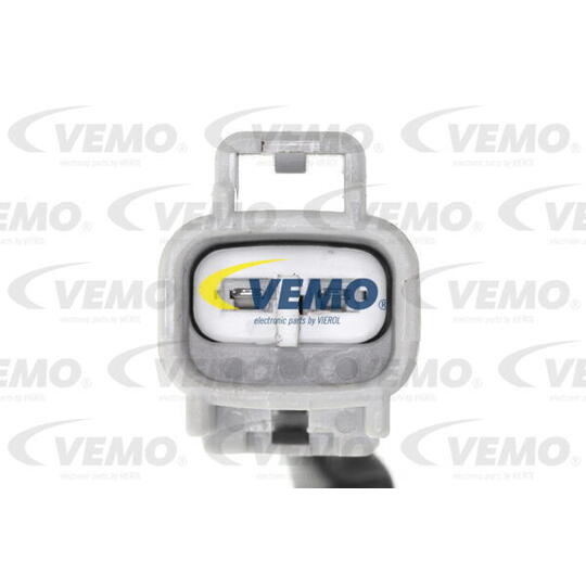 V70-73-0026 - Switch, reverse light 