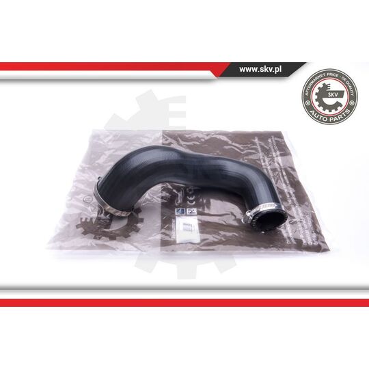 24SKV850 - Charger Air Hose 