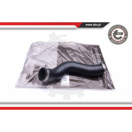 24SKV899 - Charger Air Hose 