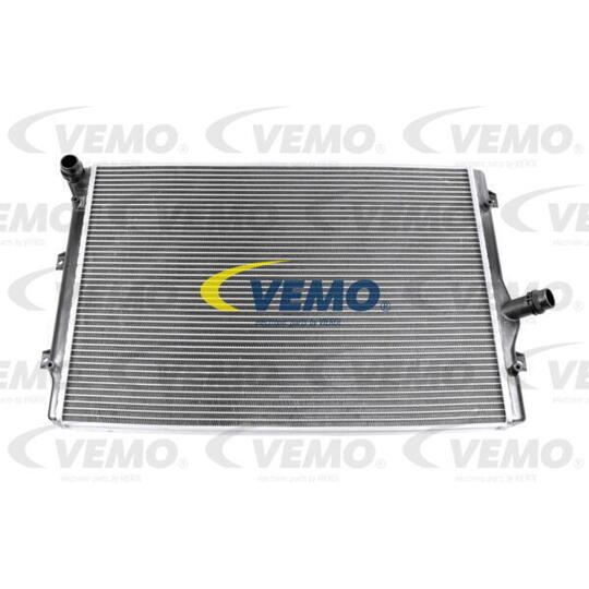 V10-60-0036 - Radiator, engine cooling 