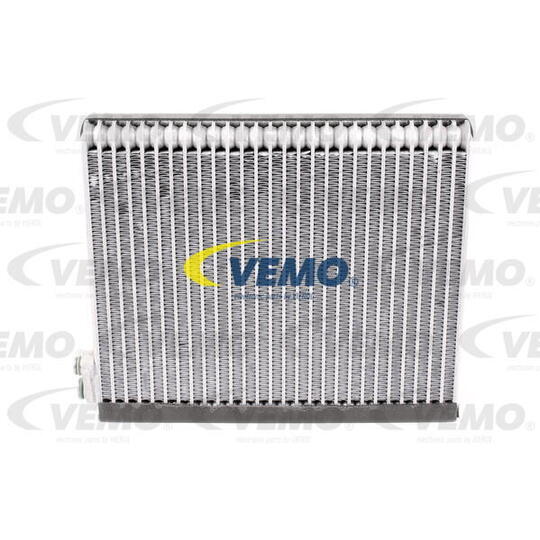 V20-65-0017 - Evaporator, air conditioning 
