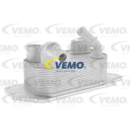 V25-60-3022 - Oil Cooler, engine oil 