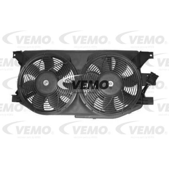 V30-02-1621 - Fan, A/C condenser 