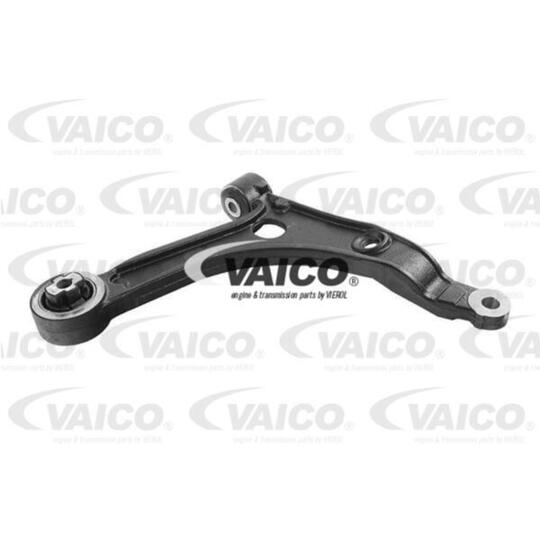 V24-1147 - Track Control Arm 