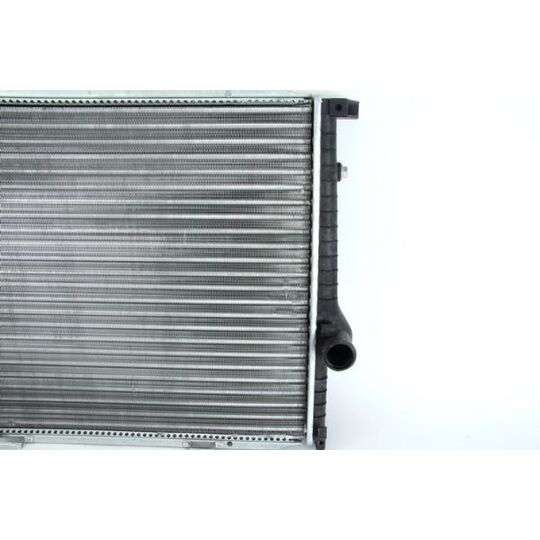 D7B014TT - Radiator, engine cooling 