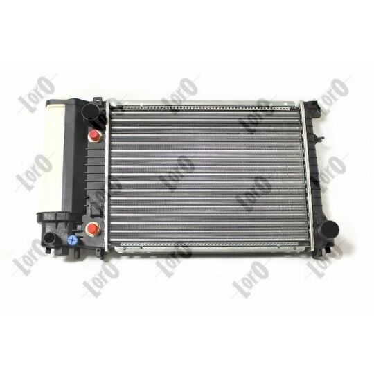 004-017-0018 - Radiator, engine cooling 