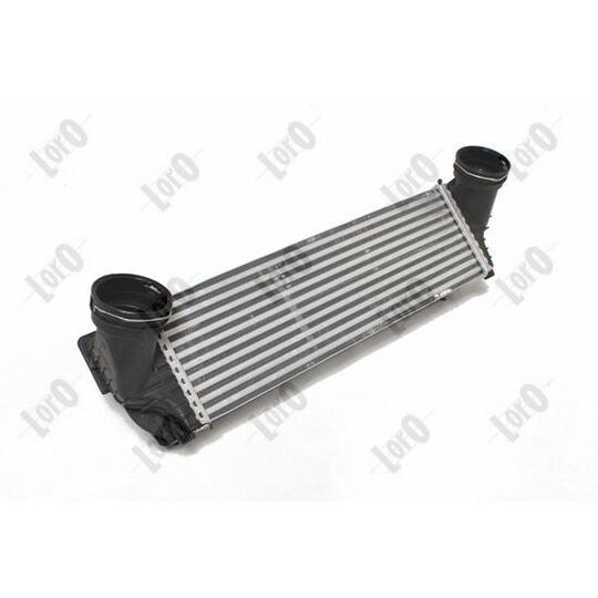 004-018-0009 - Intercooler, charger 