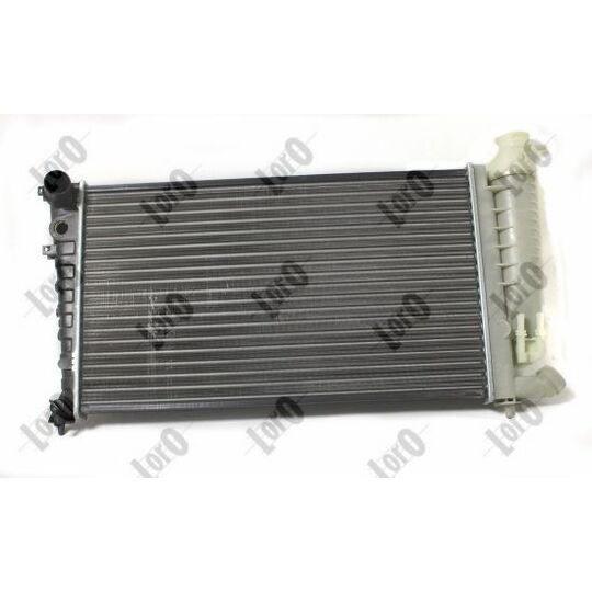 009-017-0027 - Radiator, engine cooling 