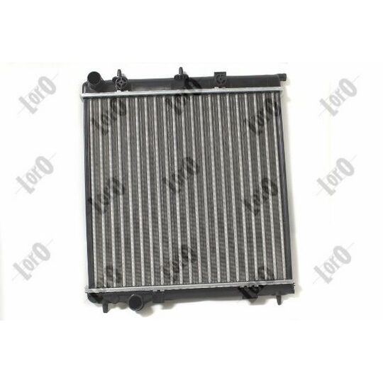 009-017-0047 - Radiator, engine cooling 