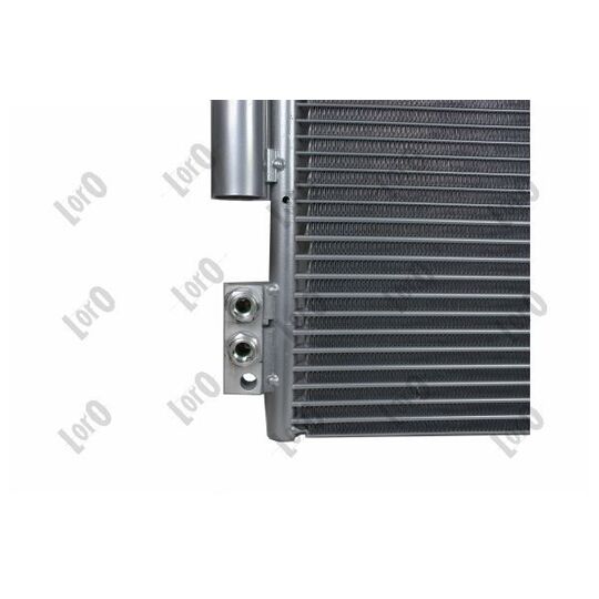 023-016-0012 - Condenser, air conditioning 