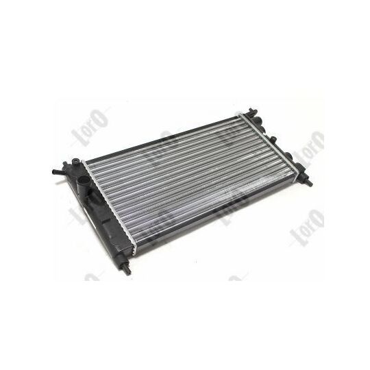 037-017-0008 - Radiator, engine cooling 