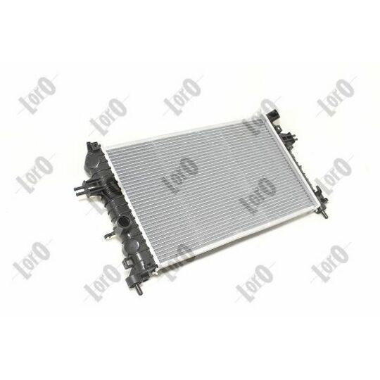 037-017-0046 - Radiator, engine cooling 