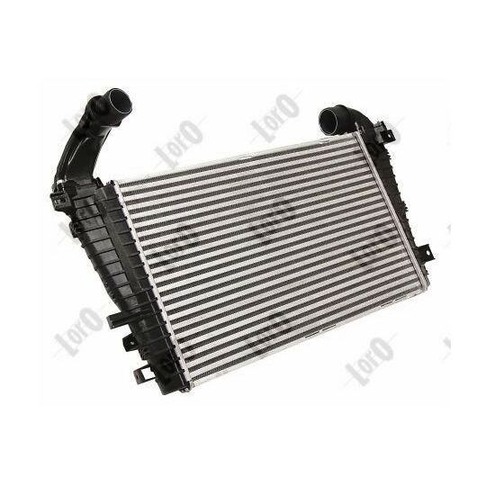 037-018-0008 - Intercooler, charger 