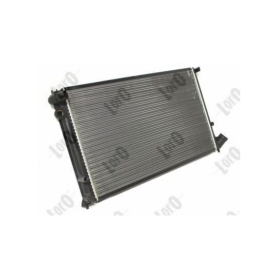 038-017-0022 - Radiator, engine cooling 