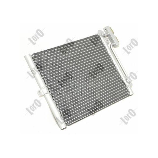 040-016-0001 - Condenser, air conditioning 